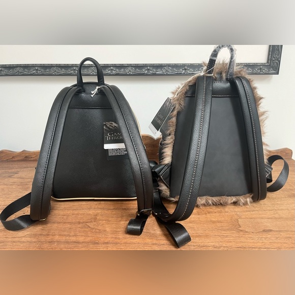 NWT PAIR OF US EXCLUSIVE LOUNGEFLY GAME OF THRONES BACKPACKS: CERSEI & JON SNOW - Picture 4 of 9